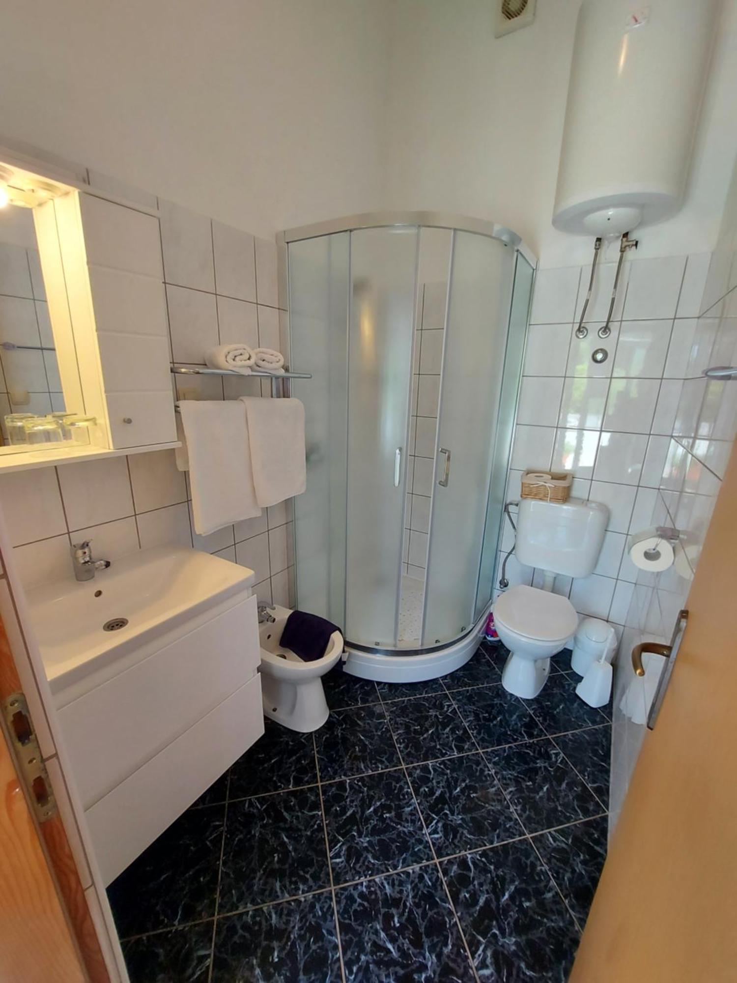 Vila Kraljica Malinska Værelse billede